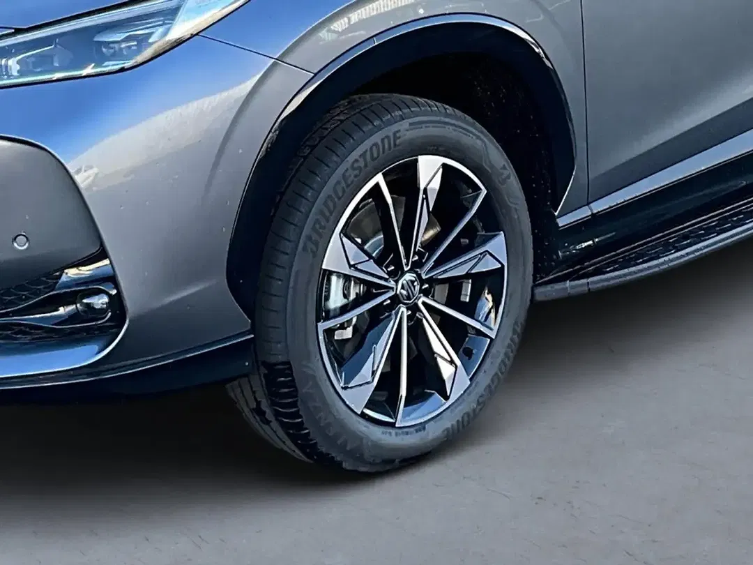 MG HS PHEV Luxury - Thumbnail 6