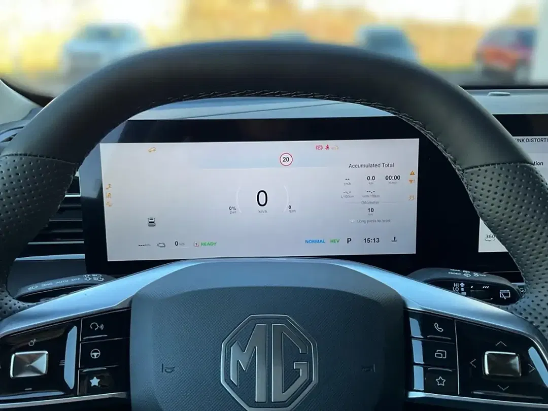 MG HS PHEV Luxury - Thumbnail 8