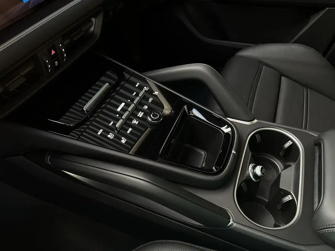 Porsche Cayenne Sport Chrono Edition - Thumbnail 14