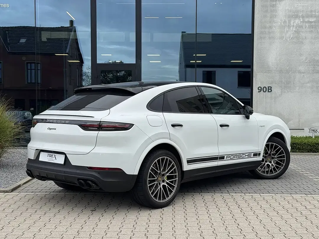 Porsche Cayenne E-Hybrid Sport Chrono Coupe - foto 2