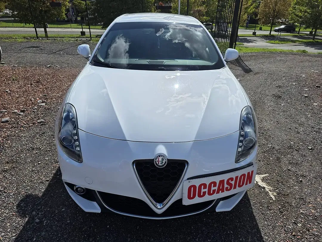 Alfa Romeo Giulietta 1.6 JTDM - foto 2