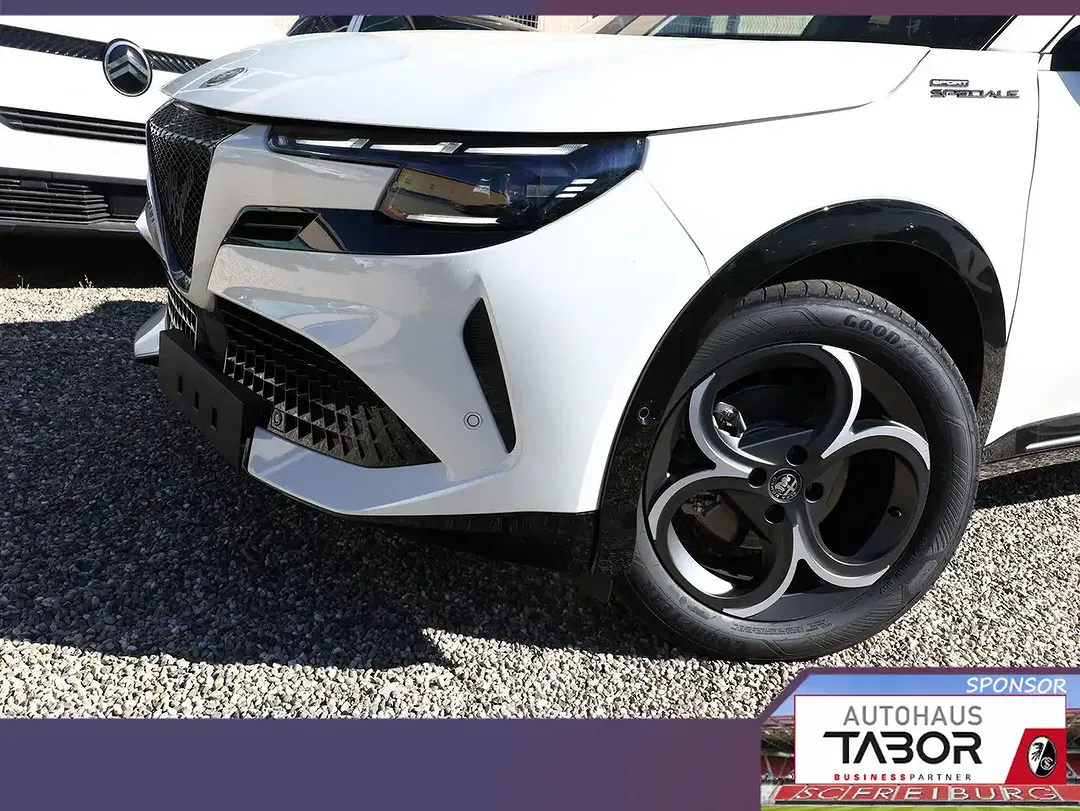 Alfa Romeo Junior Ibrida Q4 Sport Speciale - Thumbnail 5