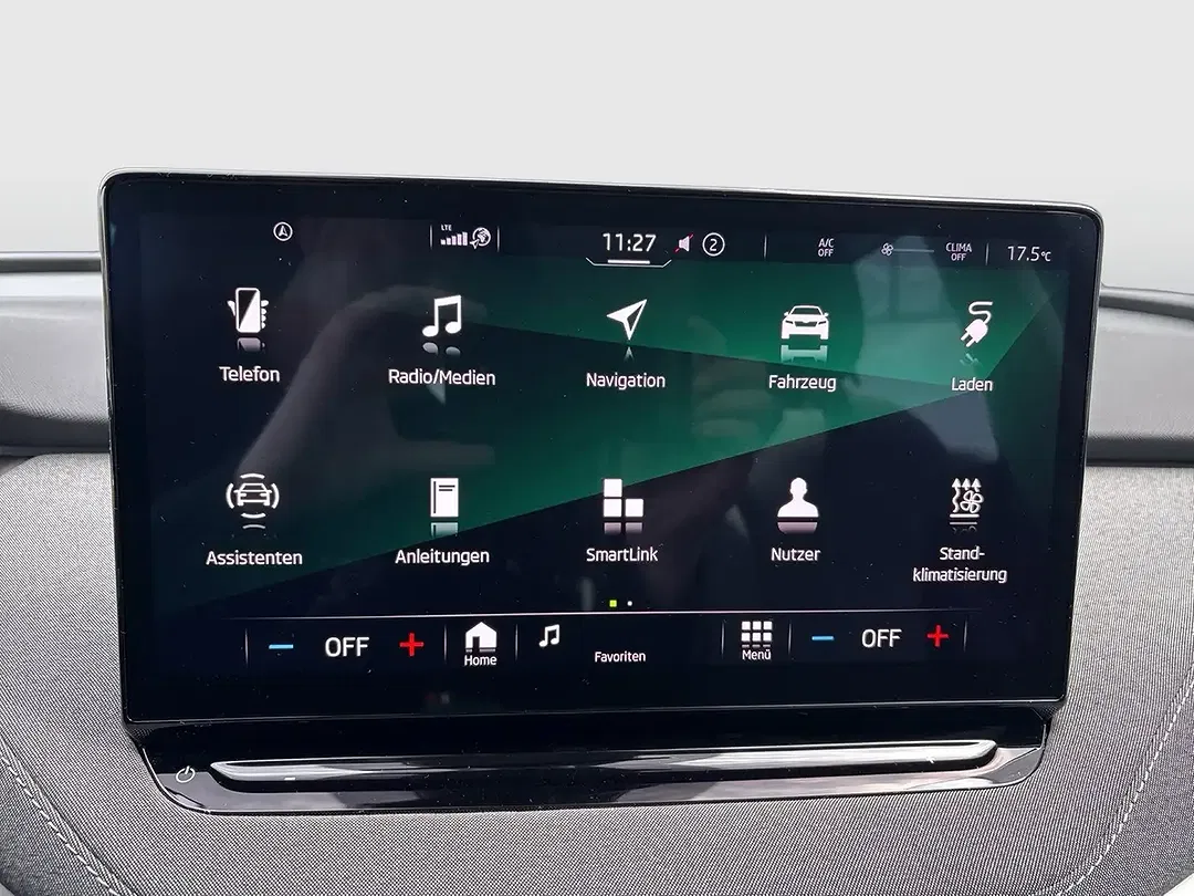 Skoda Enyaq 50 Loft - Thumbnail 11