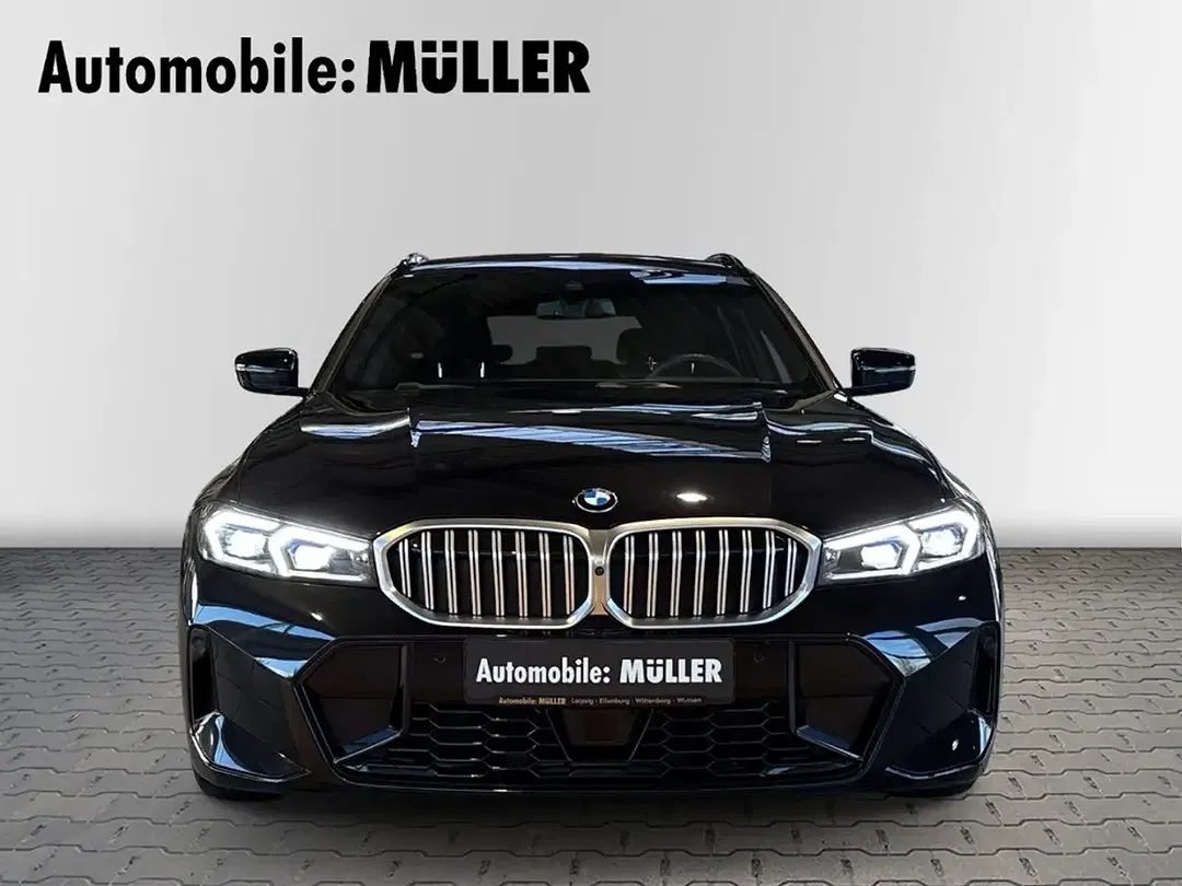 BMW 320 M Sport Touring - Thumbnail 3