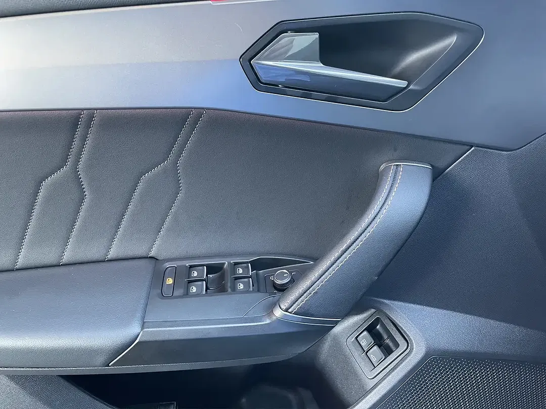 SEAT Leon 1.4 PHEV - Thumbnail 11