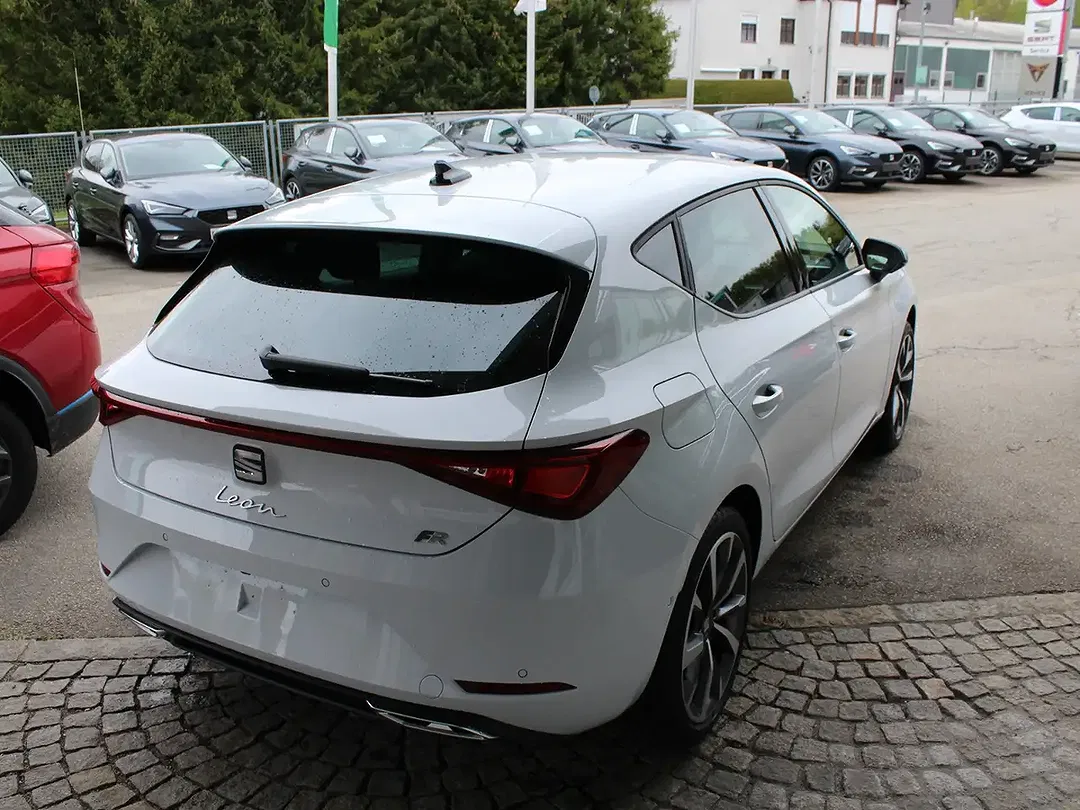 SEAT Leon 1.5 TSI FR - Thumbnail 4