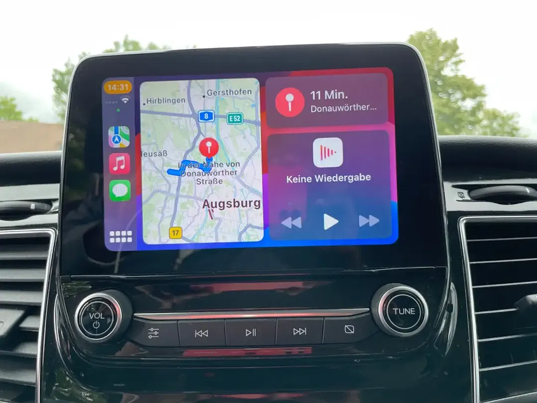 Ford Tourneo Custom PHEV Titanium - Thumbnail 8