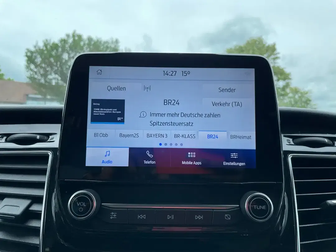 Ford Tourneo Custom PHEV Titanium - Thumbnail 9