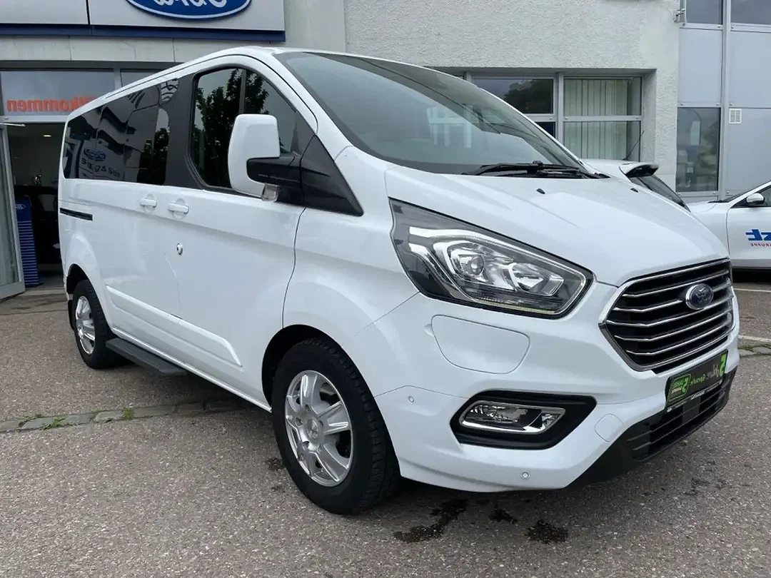 Ford Tourneo Custom PHEV Titanium - Afbeelding 1