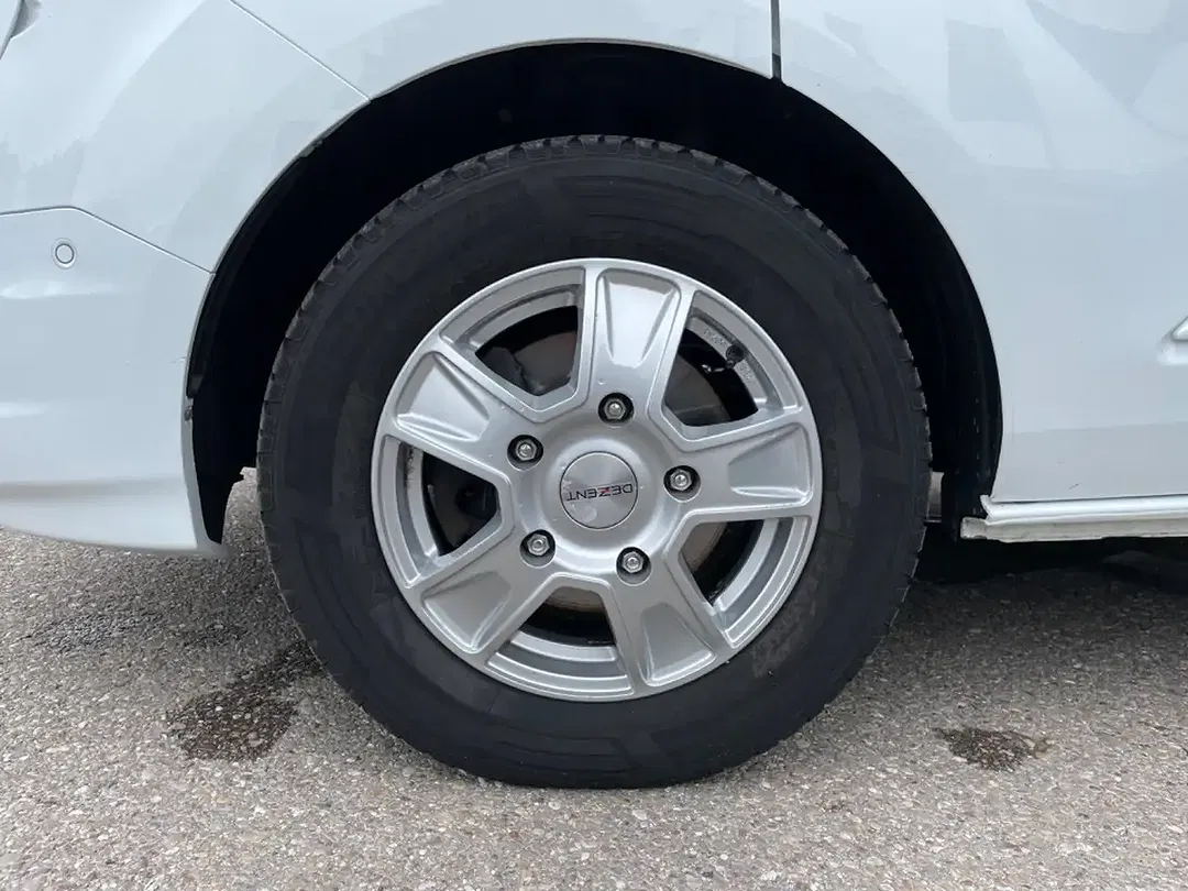Ford Tourneo Custom PHEV Titanium - Thumbnail 6