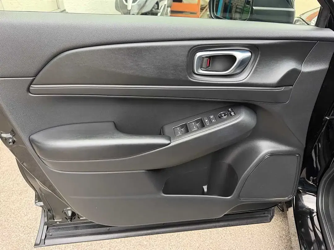 Honda HR-V 1.5 Hybrid CVT Elegance - Thumbnail 11