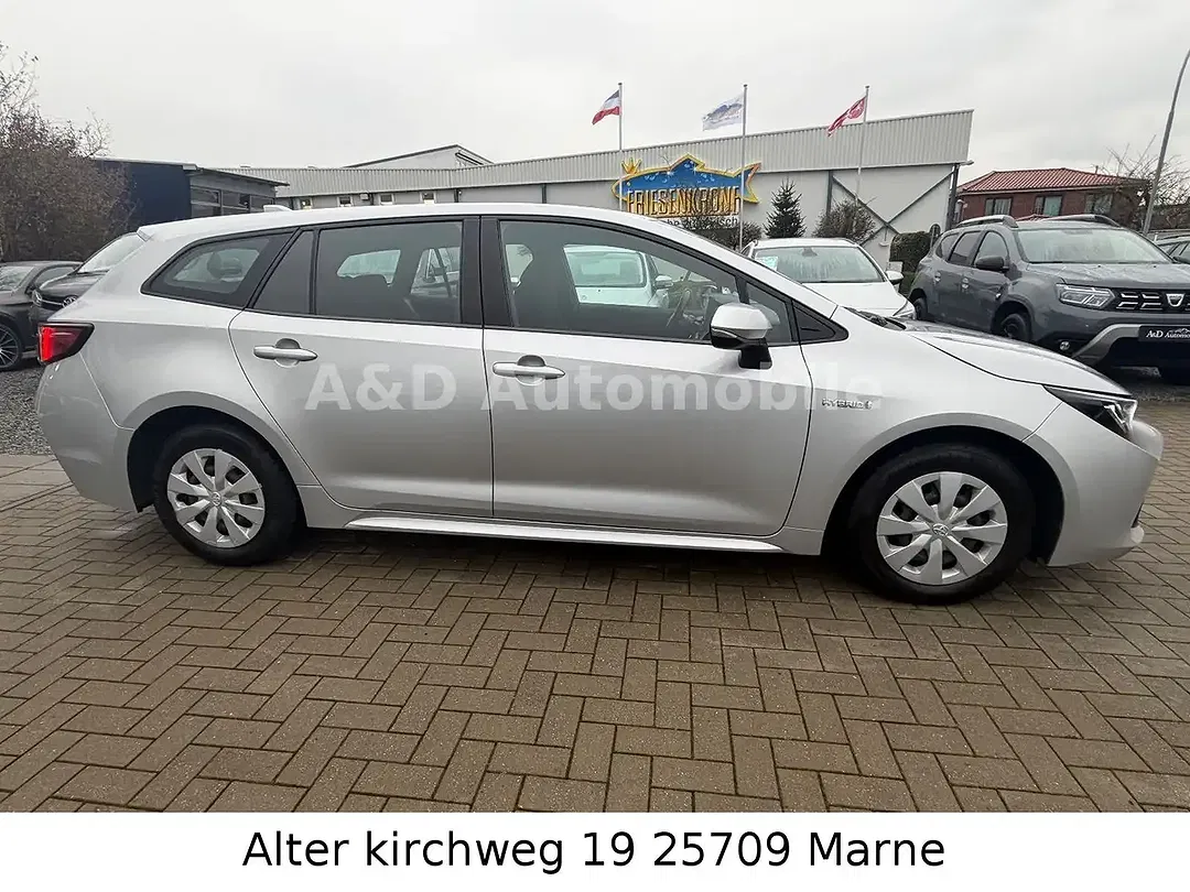 Toyota Corolla Hybrid Team Deutschland - Thumbnail 4