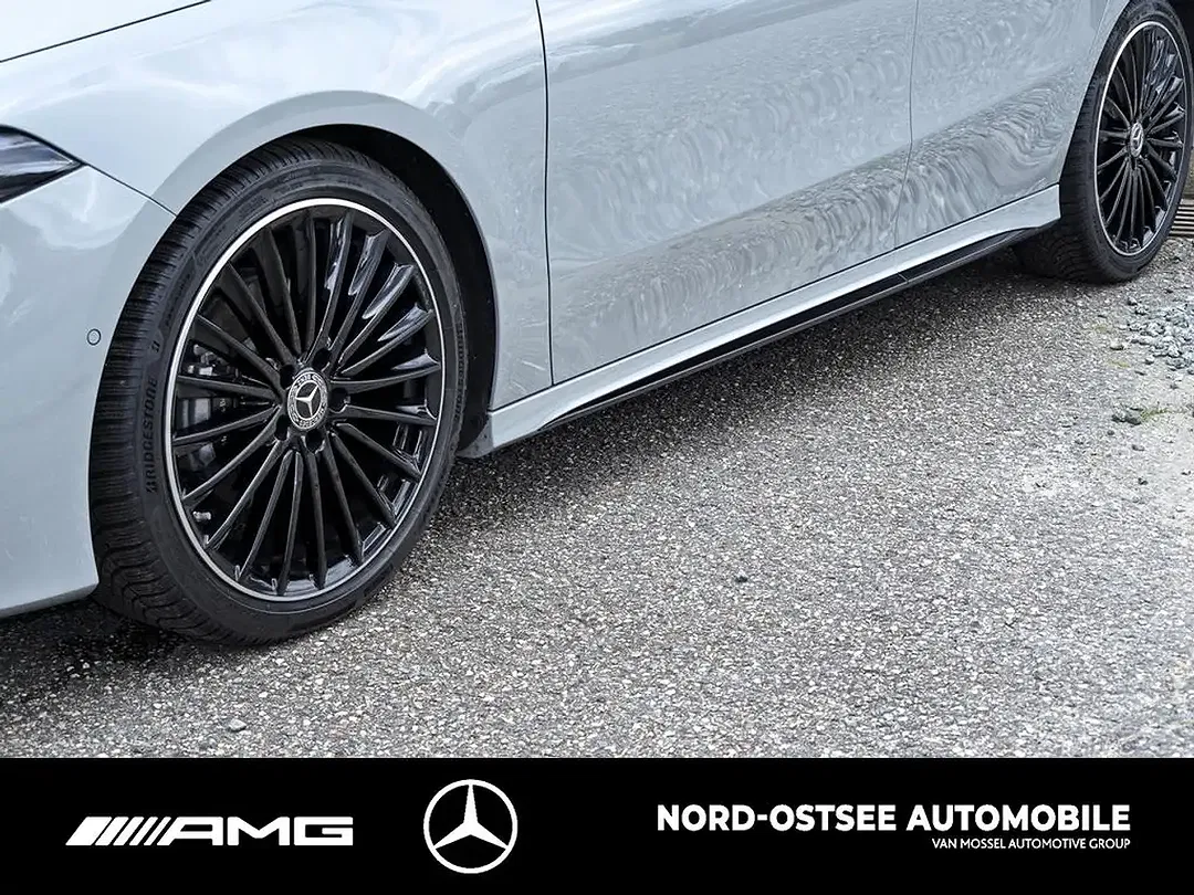 Mercedes-Benz A 200 AMG MBUX Night - Thumbnail 5