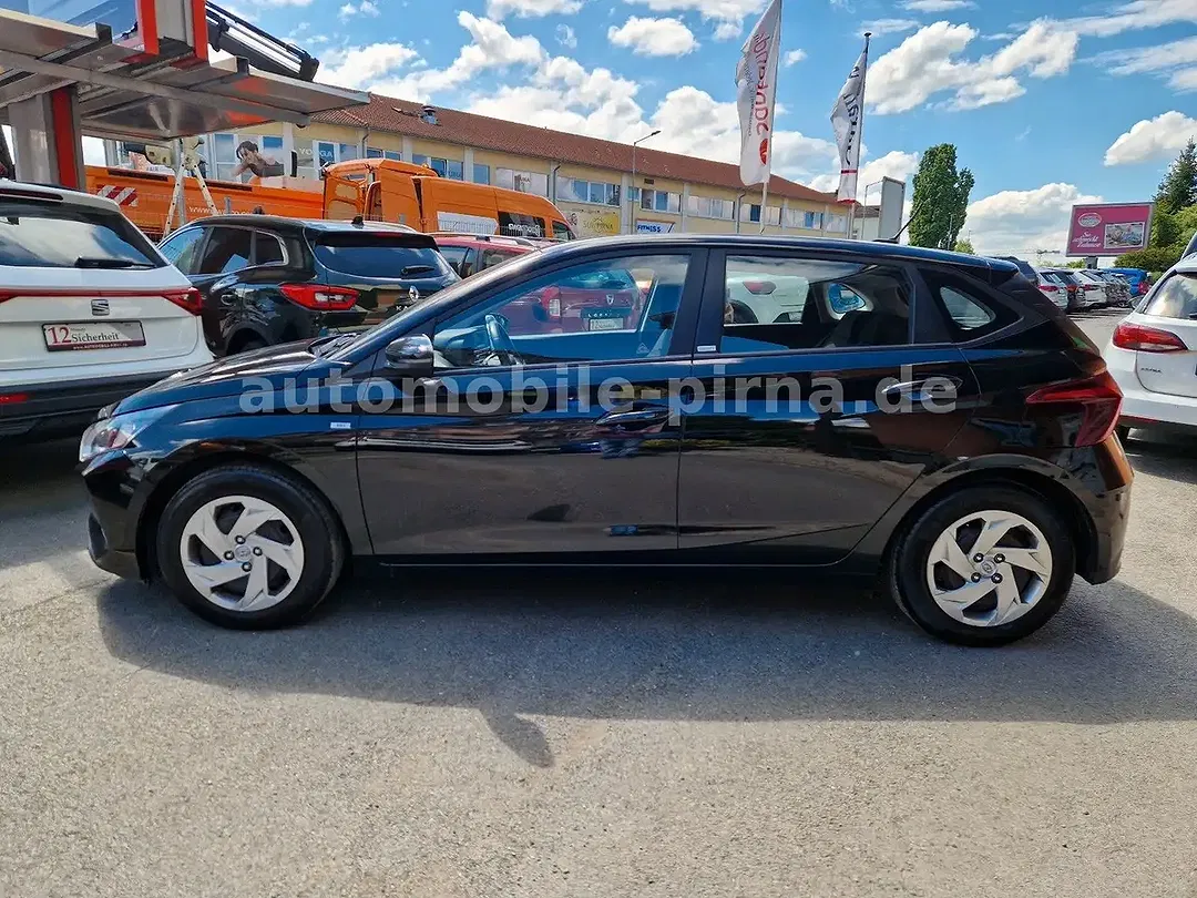 Hyundai i20 MHEV AUT Select - Thumbnail 8
