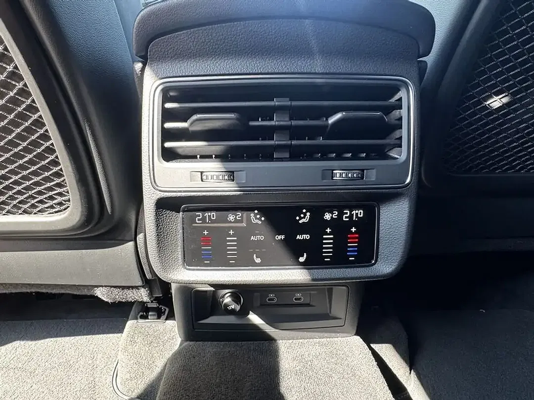 Audi SQ7 4.0 TFSI quattro - Thumbnail 12