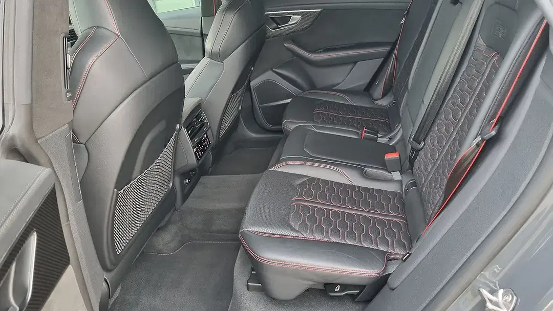 Audi RS Q8 - Thumbnail 14