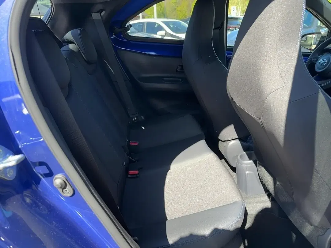 Toyota Aygo - Thumbnail 12