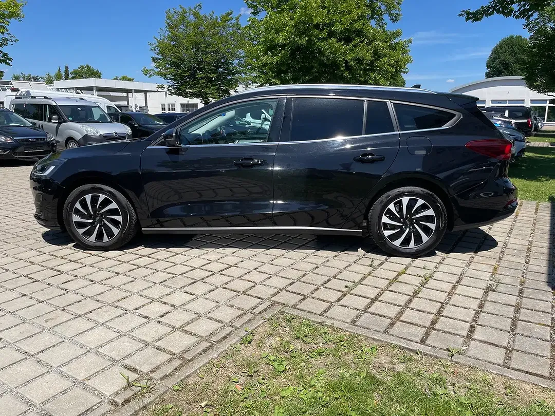 Ford Focus 1.0 AUT Titanium - Thumbnail 24