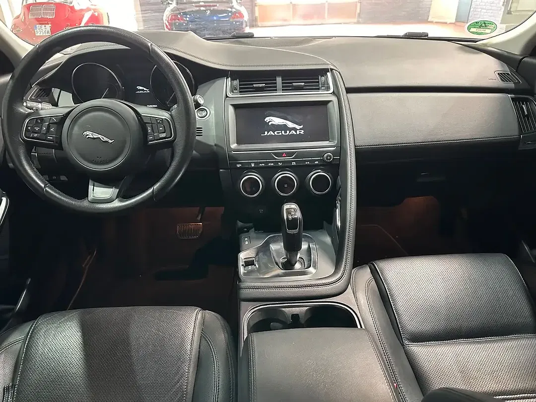 Jaguar E-Pace Black - Thumbnail 13