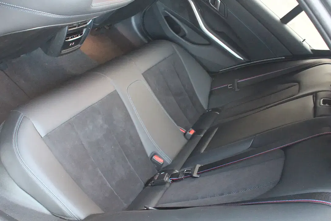 BMW 318 M Sport Pro Shadow Line Comfort - Thumbnail 12