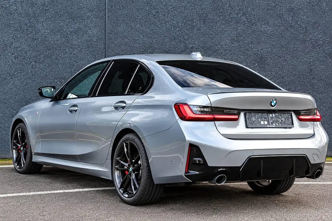 BMW 318 M Sport Pro Shadow Line Comfort - Thumbnail 3