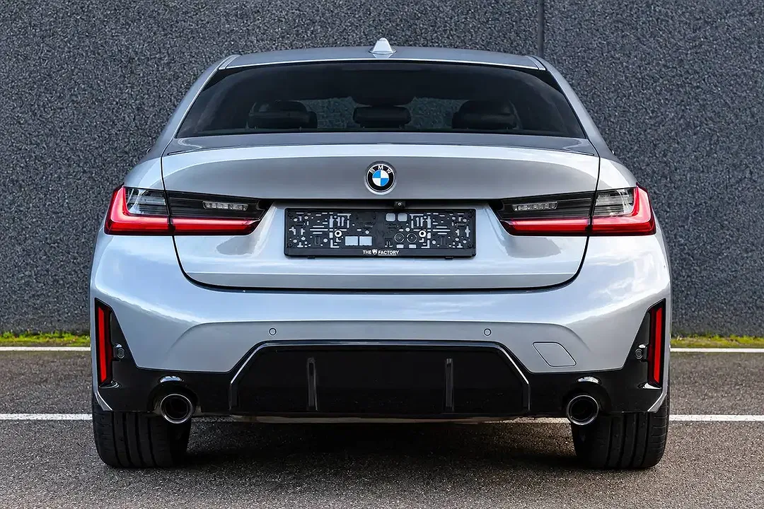 BMW 318 M Sport Pro Shadow Line Comfort - Thumbnail 4