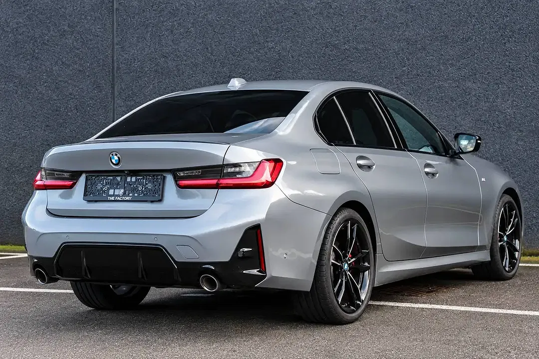 BMW 318 M Sport Pro Shadow Line Comfort - Thumbnail 5