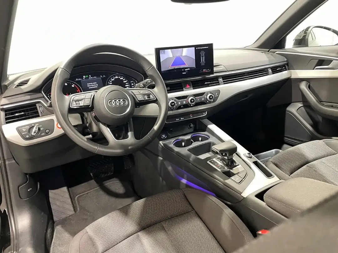 Audi A4 35 TFSI S tronic Avant - Thumbnail 2