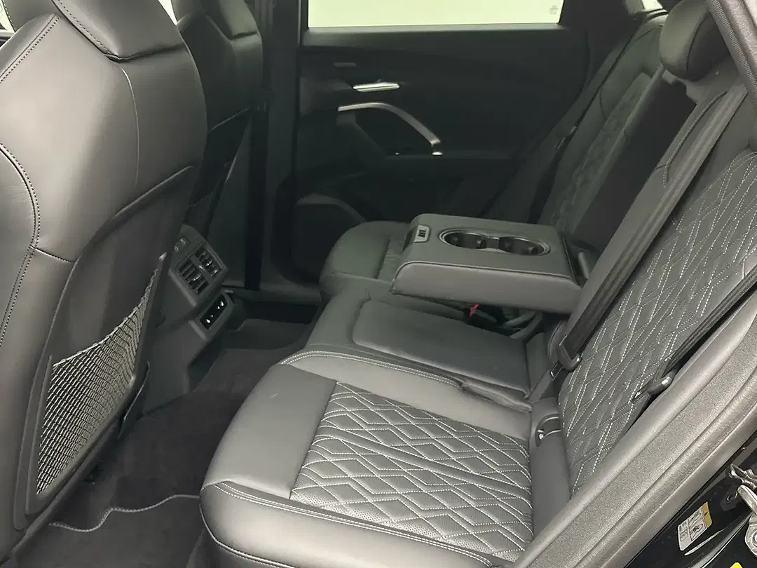 Audi SQ5 3.0 TFSI quattro Edition One - Thumbnail 10
