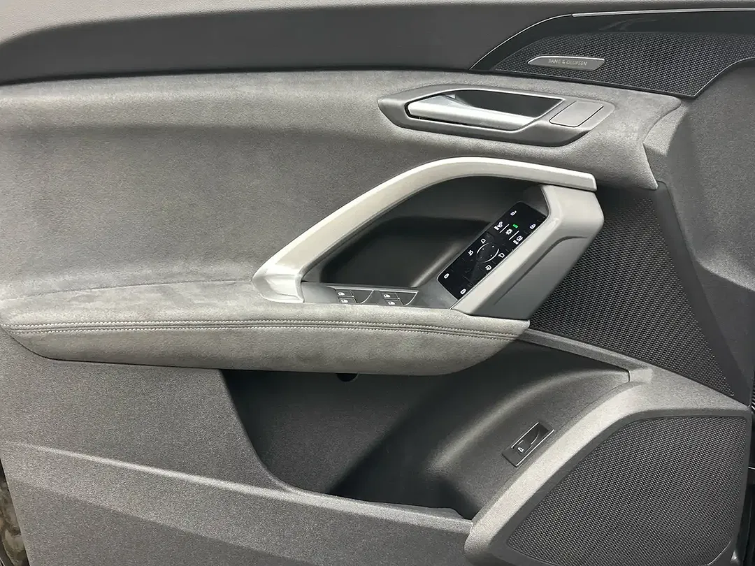 Audi SQ5 3.0 TFSI quattro Edition One - Thumbnail 11
