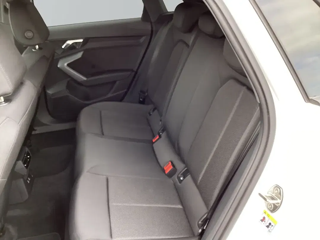 Audi A3 S tronic allstreet - Thumbnail 10