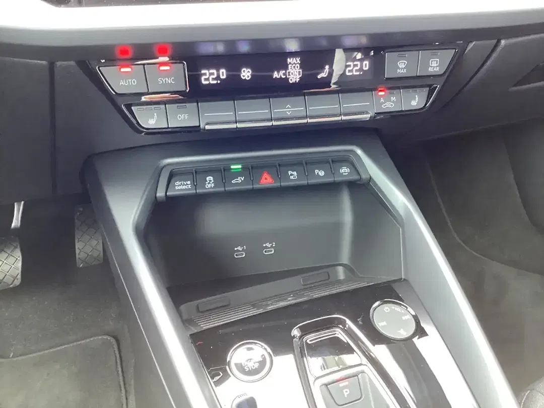 Audi A3 S tronic allstreet - Thumbnail 13