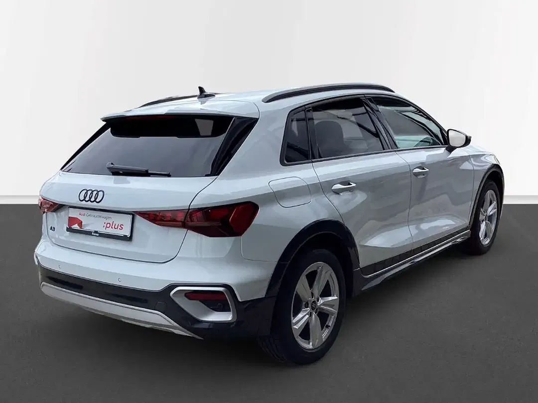 Audi A3 S tronic allstreet - Thumbnail 6