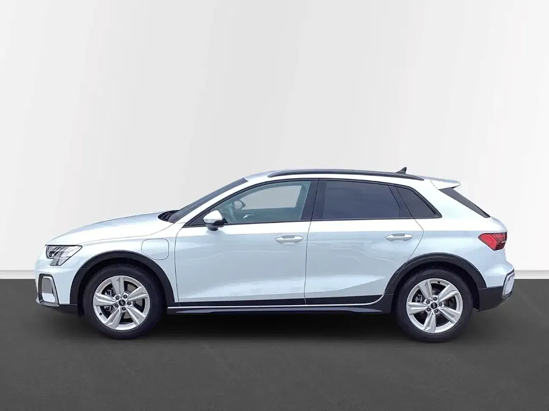 Audi A3 S tronic allstreet - Thumbnail 7