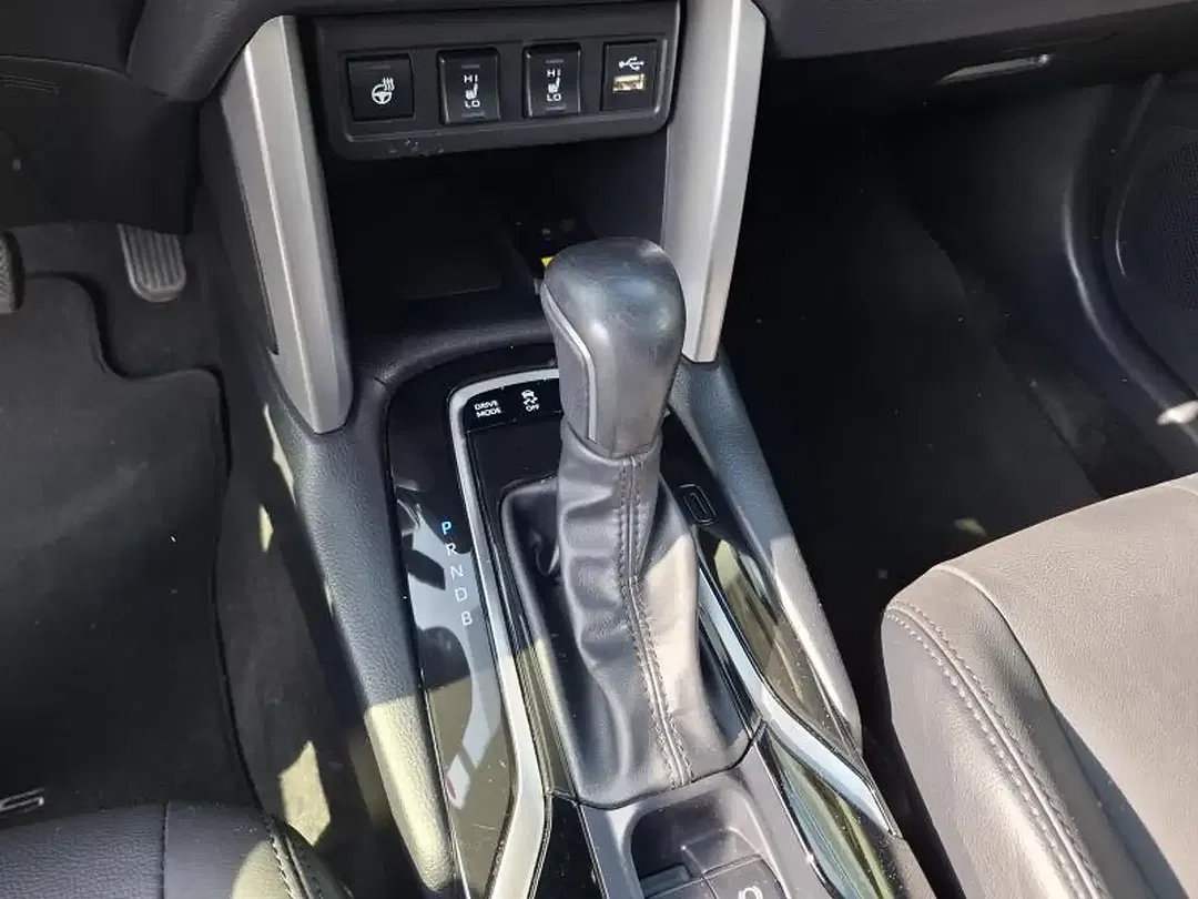 Toyota Corolla Cross Premium - Thumbnail 5