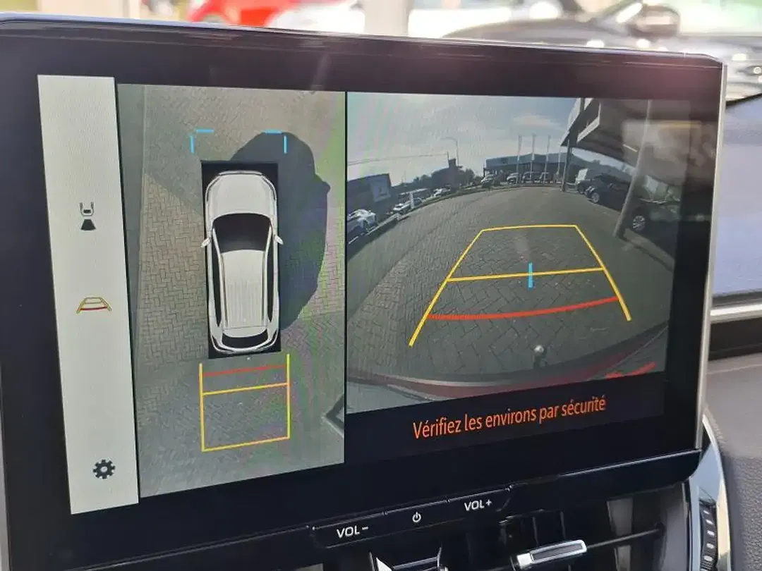 Toyota Corolla Cross Premium - Thumbnail 9