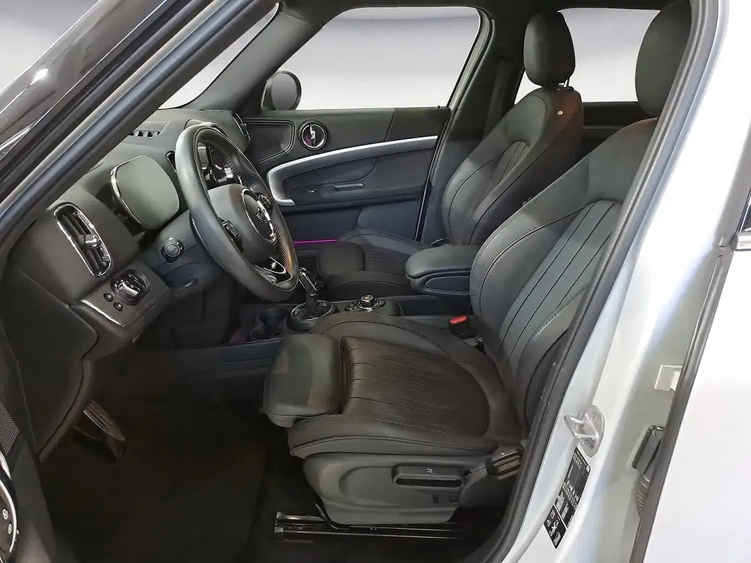 MINI John Cooper Works Countryman ALL4 Cooper S - Thumbnail 9