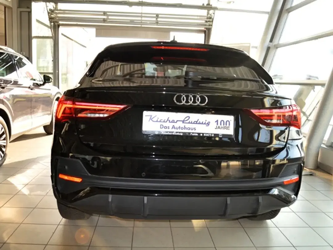 Audi Q3 35 1.5 TFSI S tronic Sportback S line - Thumbnail 5