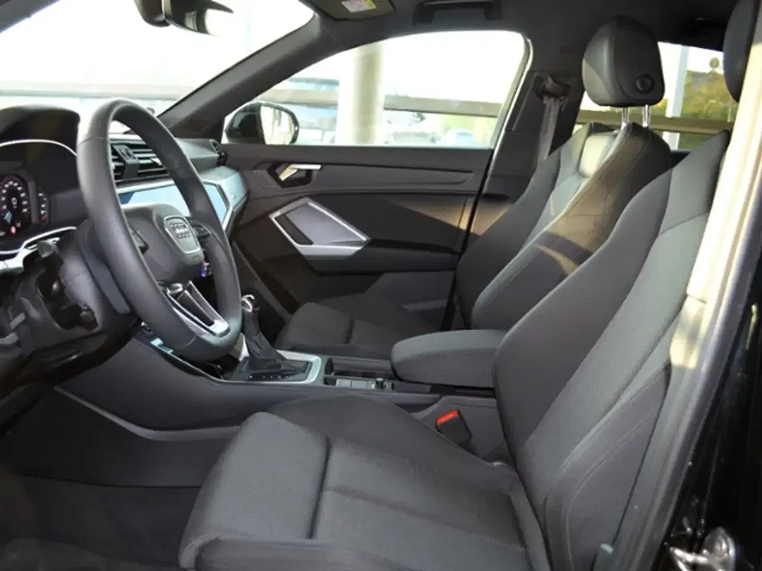 Audi Q3 35 1.5 TFSI S tronic Sportback S line - Thumbnail 6
