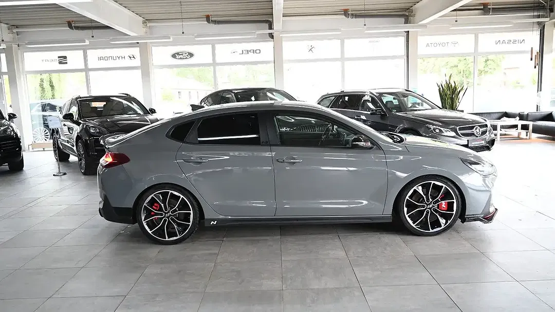Hyundai i30 N Performance Fastback - Thumbnail 10