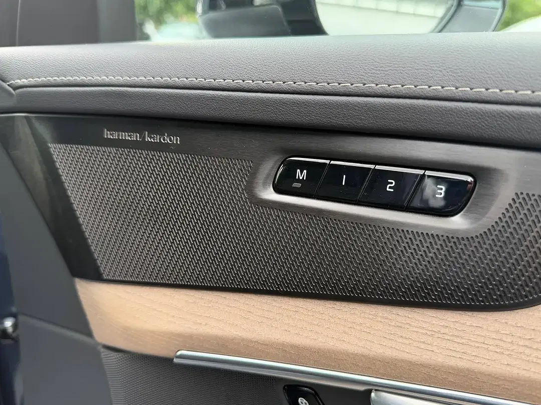 Volvo XC90 T8 2.0 PHEV AWD Plus Dark - Thumbnail 18