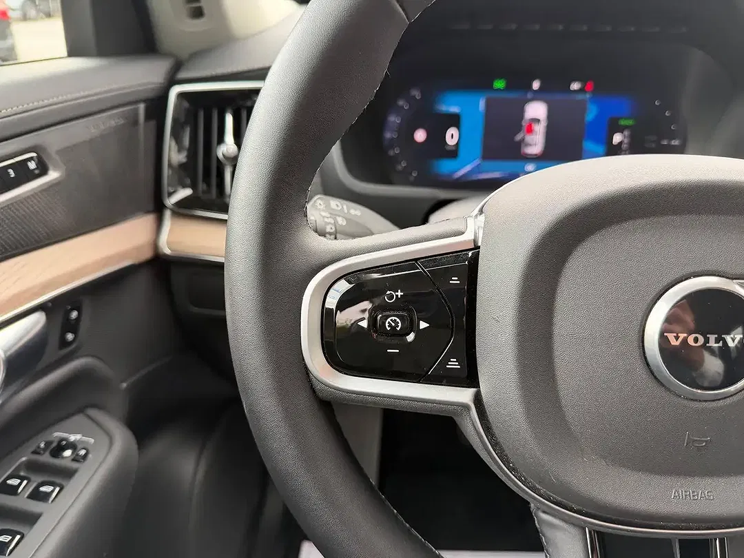 Volvo XC90 T8 2.0 PHEV AWD Plus Dark - Thumbnail 27