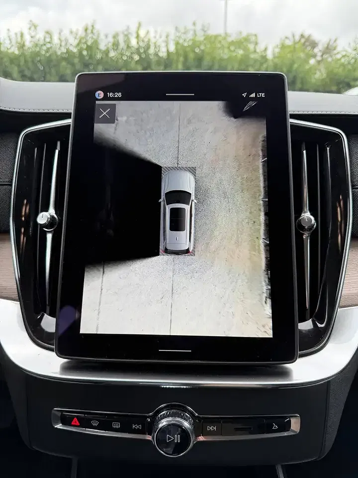 Volvo XC90 T8 2.0 PHEV AWD Plus Dark - Thumbnail 30
