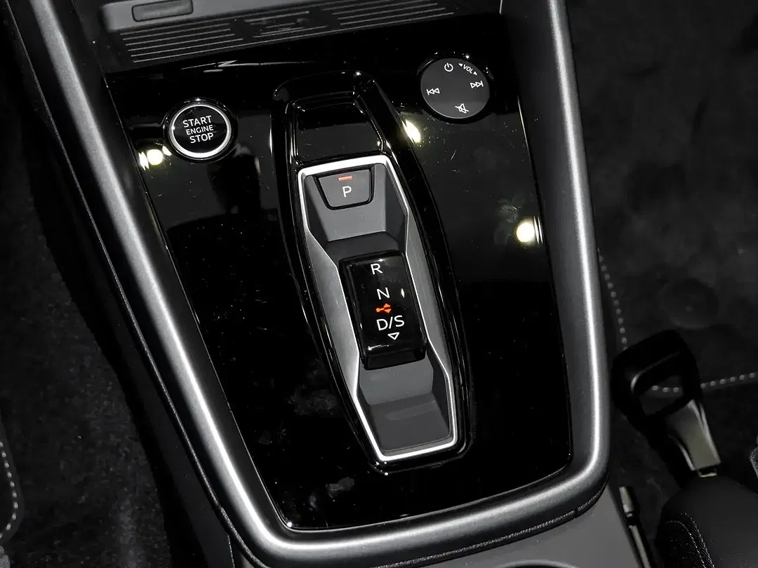 Audi A3 TFSI S tronic quattro Sportback S line - Thumbnail 10