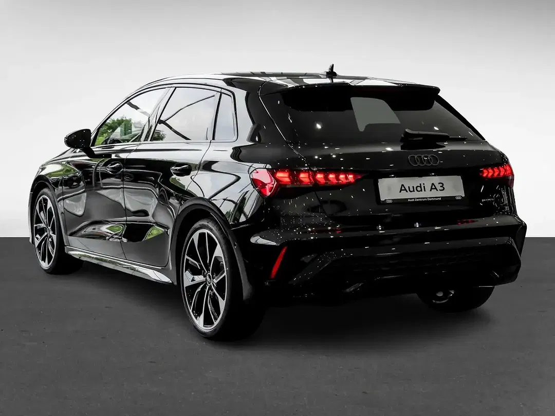 Audi A3 TFSI S tronic quattro Sportback S line - Thumbnail 2