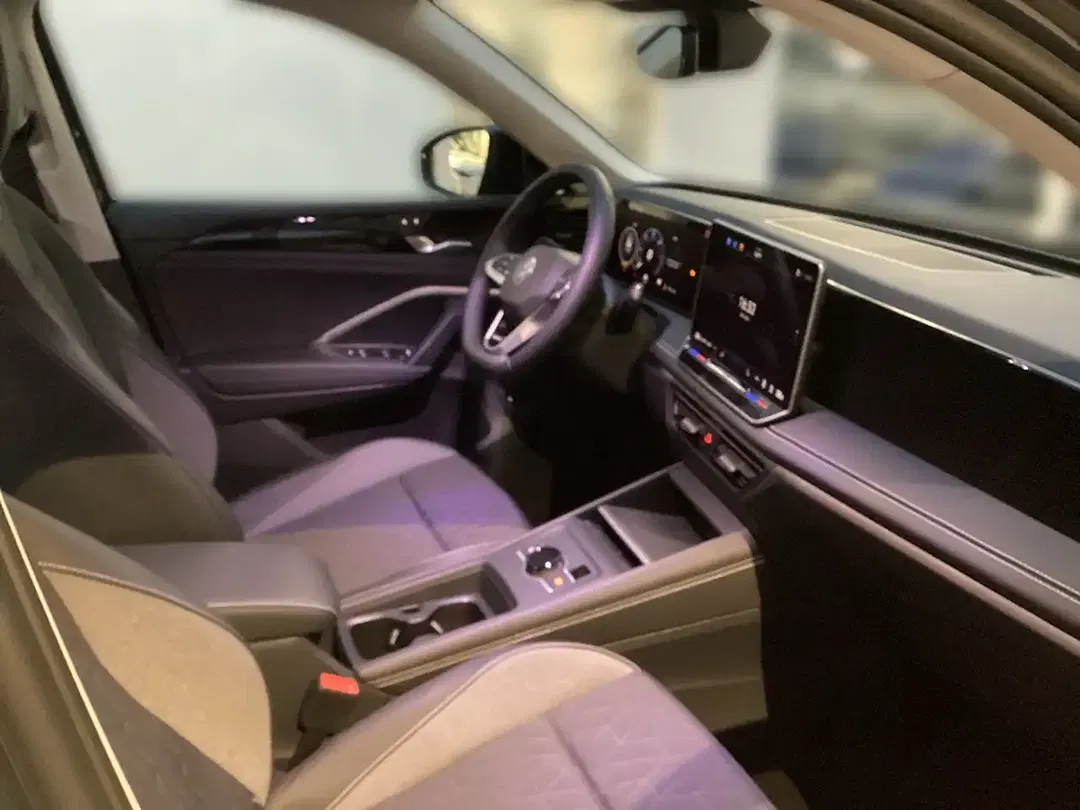 Volkswagen Tiguan 2.0 TDI DSG - Thumbnail 5