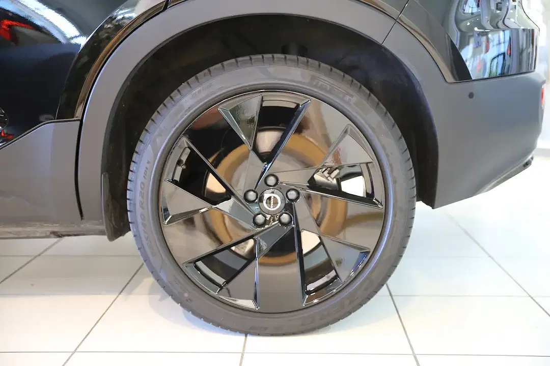 Volvo EX40 Single Motor Ultra Black Edition - foto 15