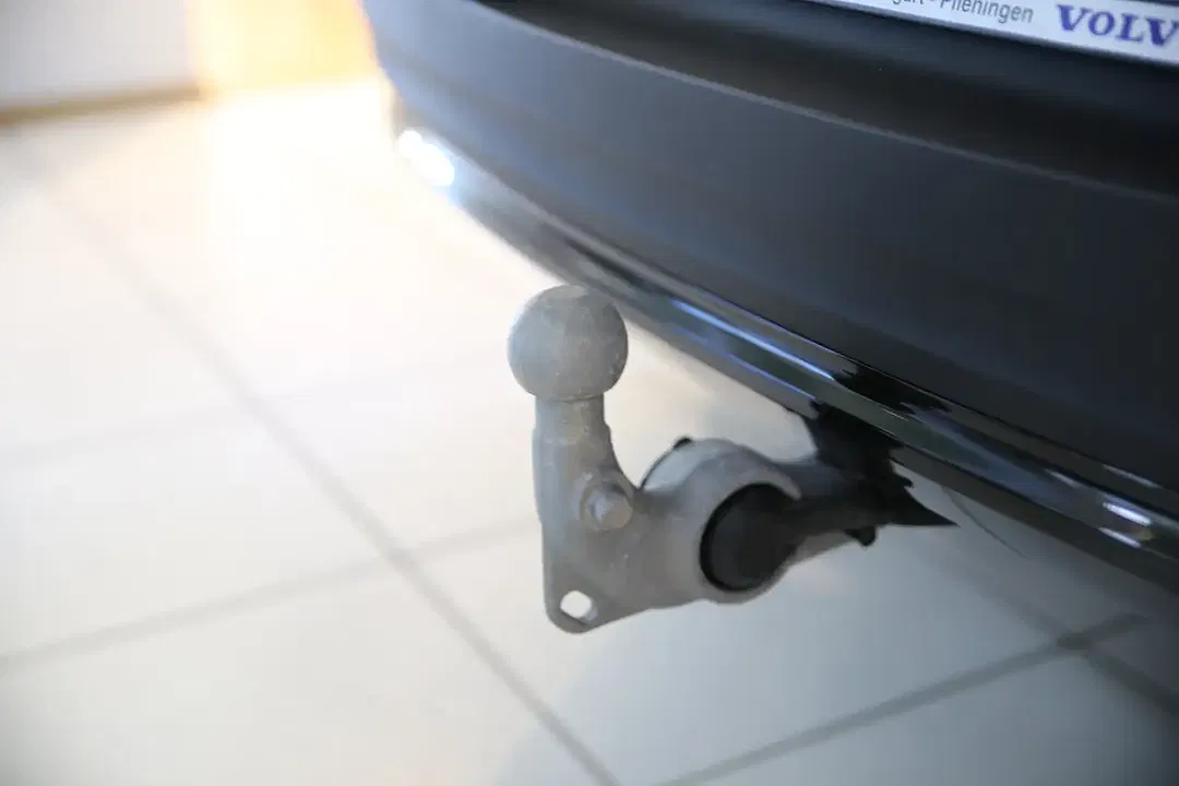 Volvo EX40 Single Motor Ultra Black Edition - Thumbnail 5