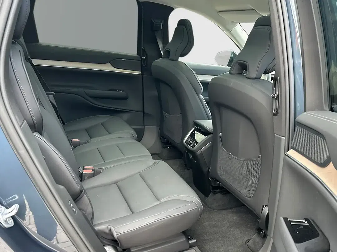 Volvo EX90 AWD Twin Motor Plus - Thumbnail 5