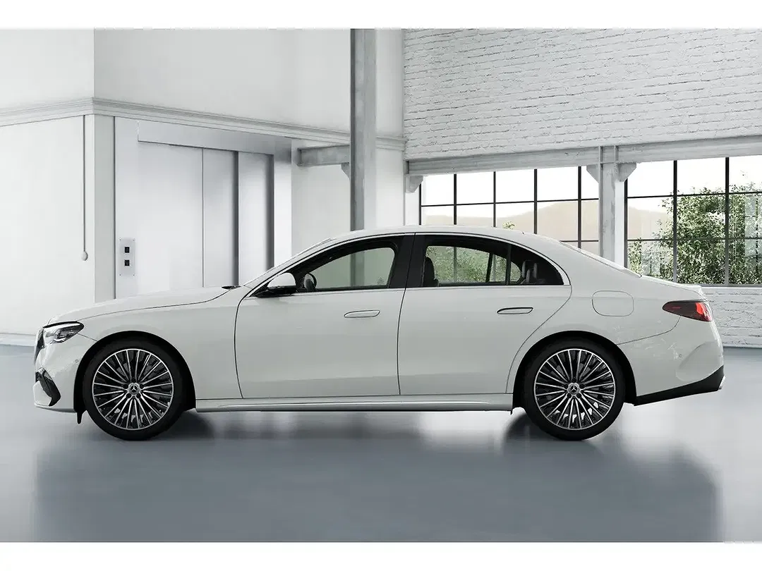 Mercedes-Benz E 400 4MATIC - Thumbnail 3